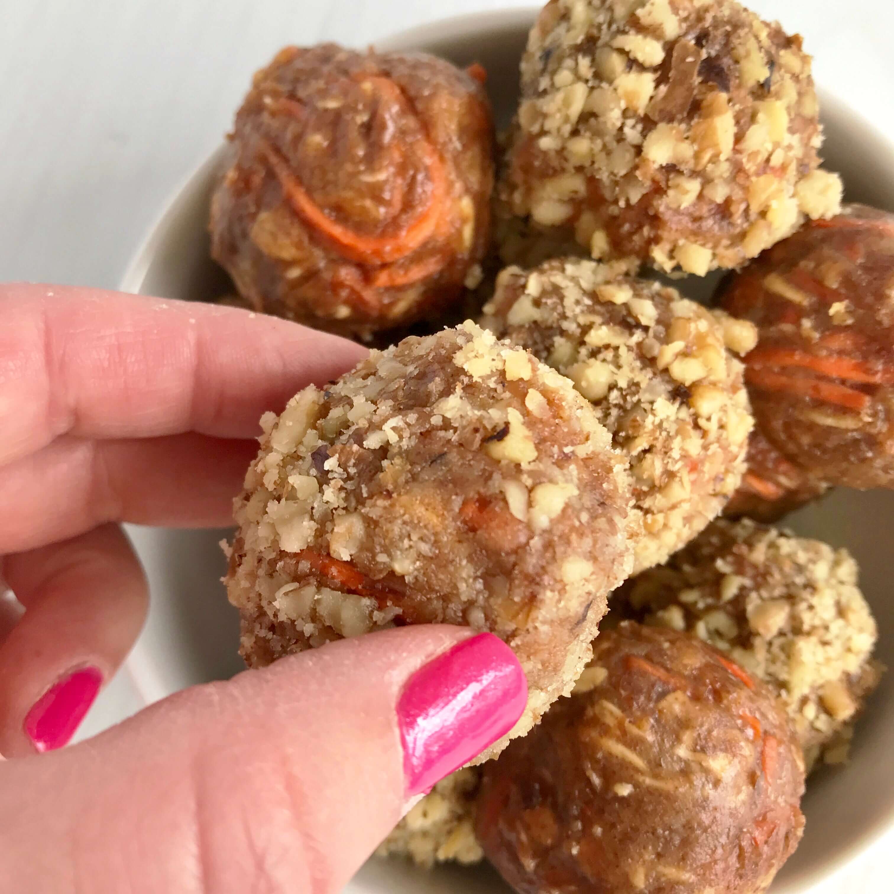 Carrot Cake Protein Bites | Energy Balls | Carrot Cake Protein Bites | Nutrition Nuptials | Mandy Enright MS RDN RYT