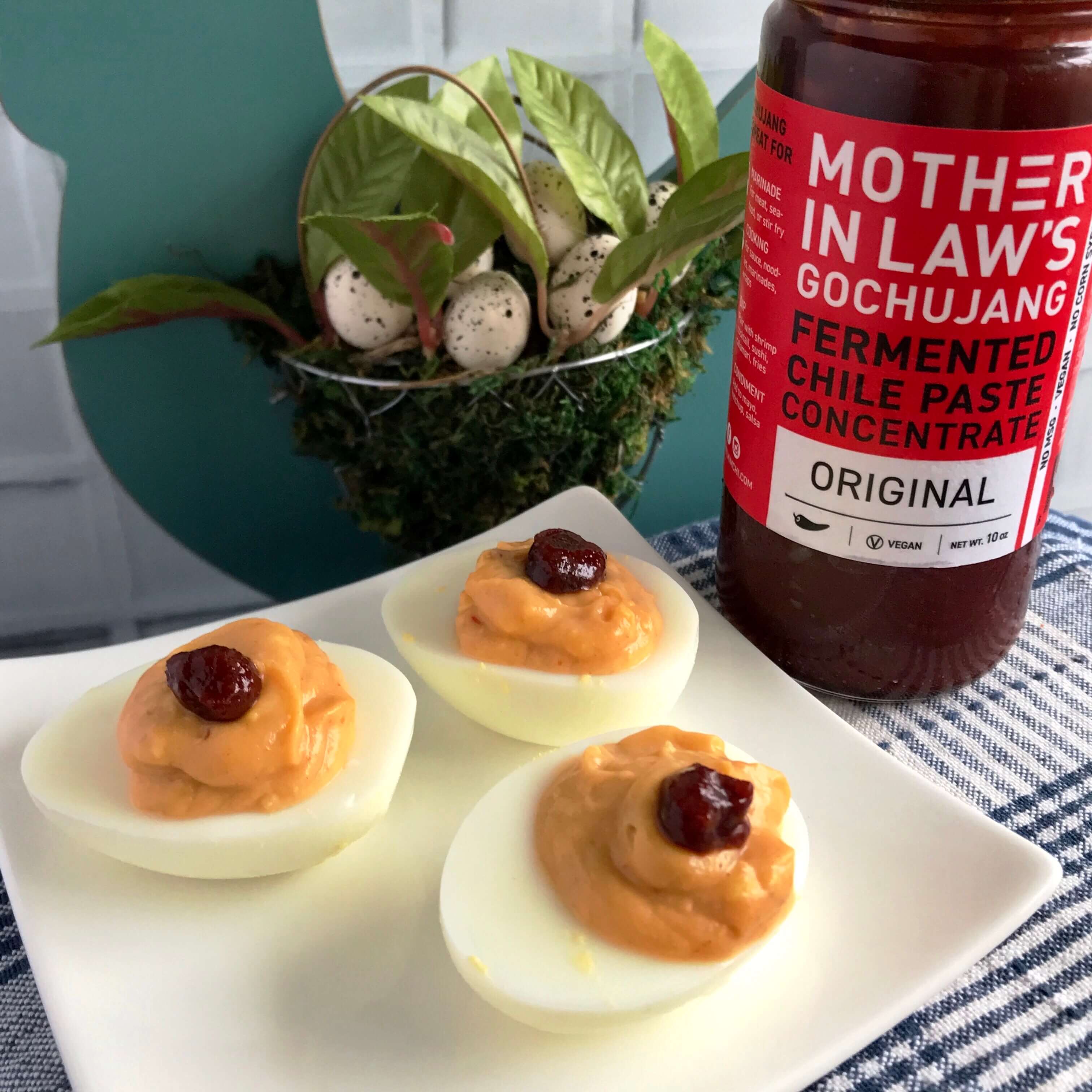 Sweet & Spicy Thai Chili Deviled Eggs with Gochujang | Spicy Deviled Eggs Recipe | Easter Hardboiled Egg Leftovers | Nutrition Nuptials | Mandy Enright MS RDN RYT