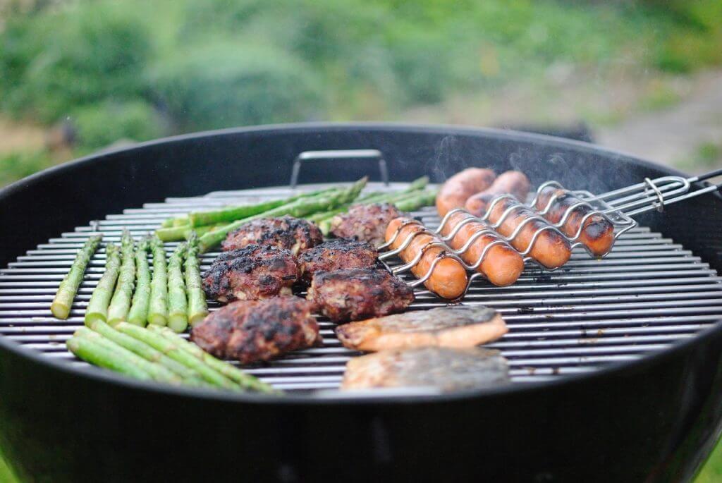 Food Safety | BBQ Grilling Tips | Nutrition Nuptials | Mandy Enright MS RDN RYT | 